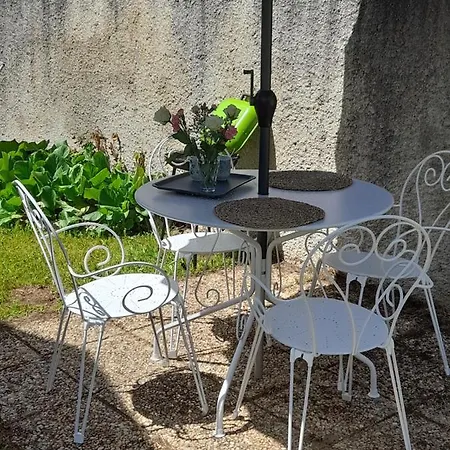 Studio Avec Jardinet Cauterets Exterior photo